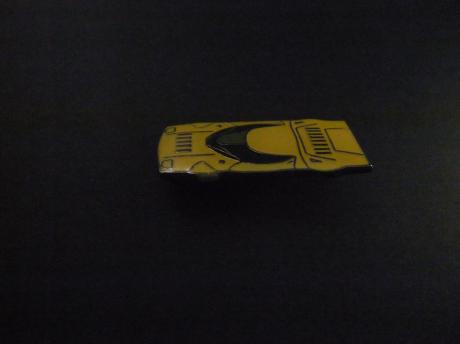 Lancia Stratos HF Stradale sportwagen geel (3)